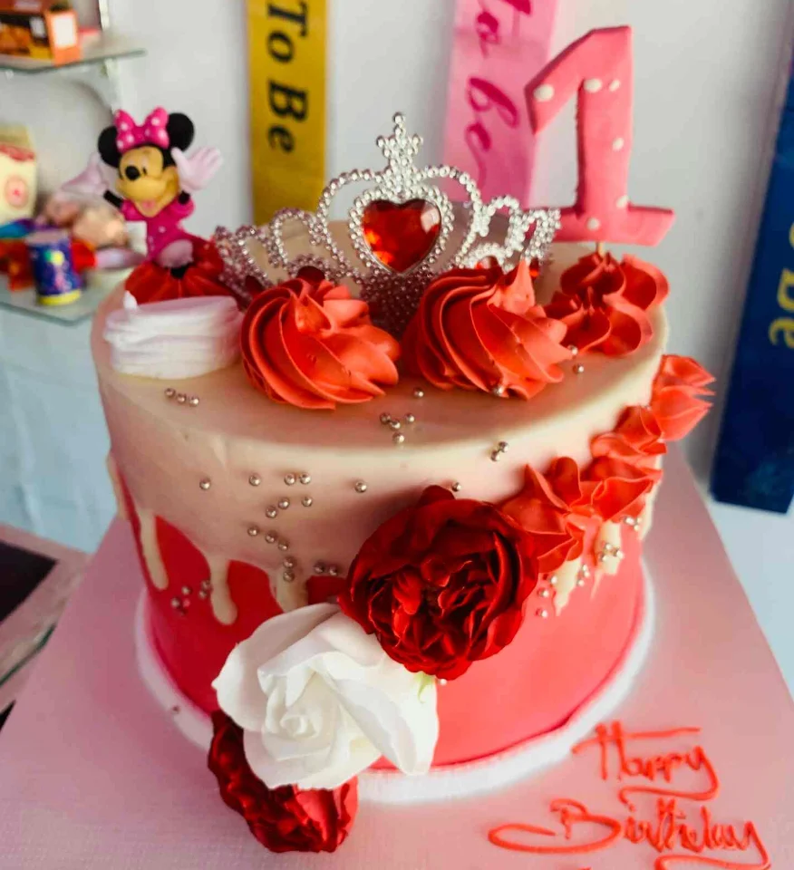 Amora Celebrations – Cakes & More 🍰