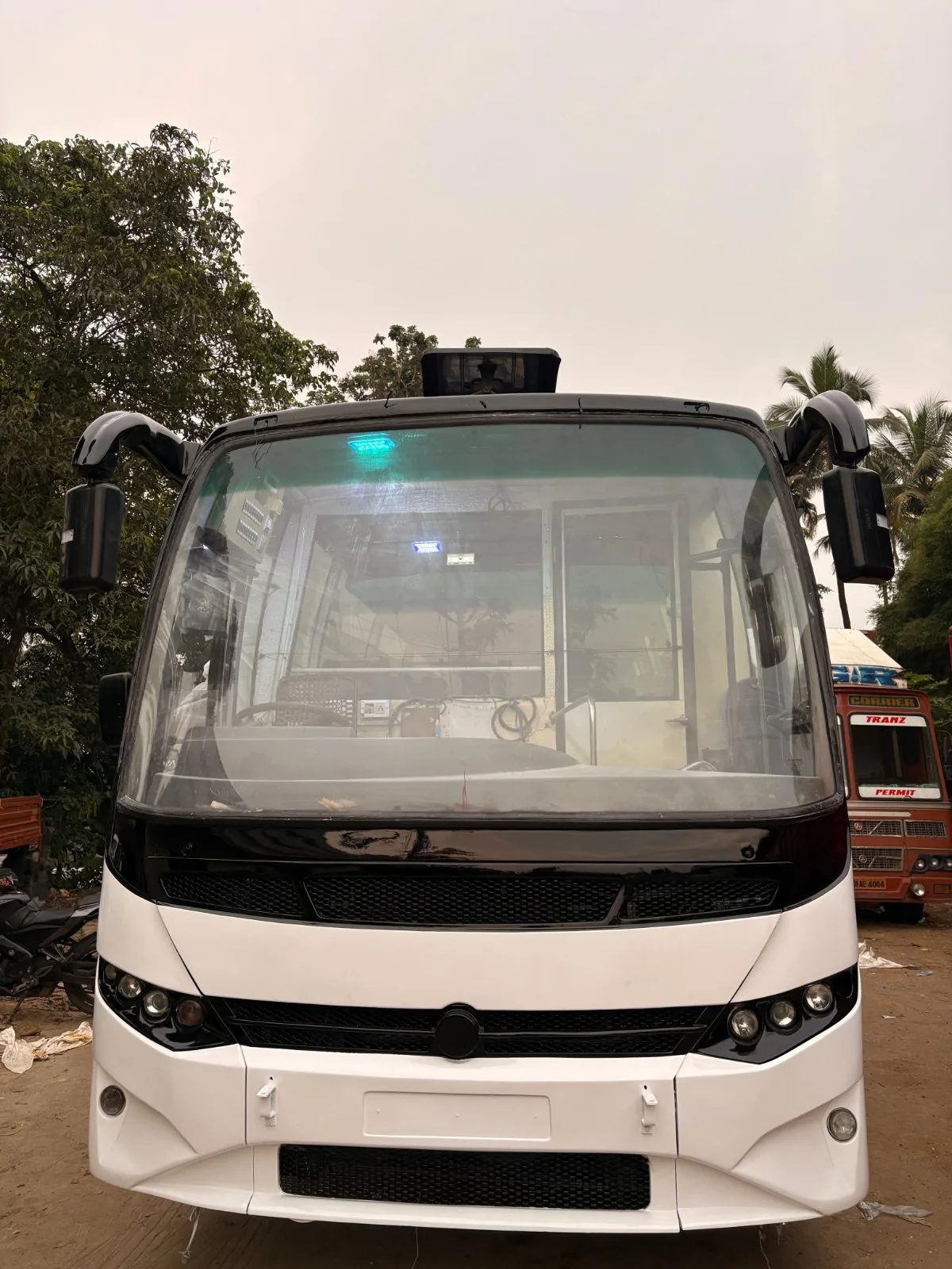 40-Seater AC bus For Group Travel