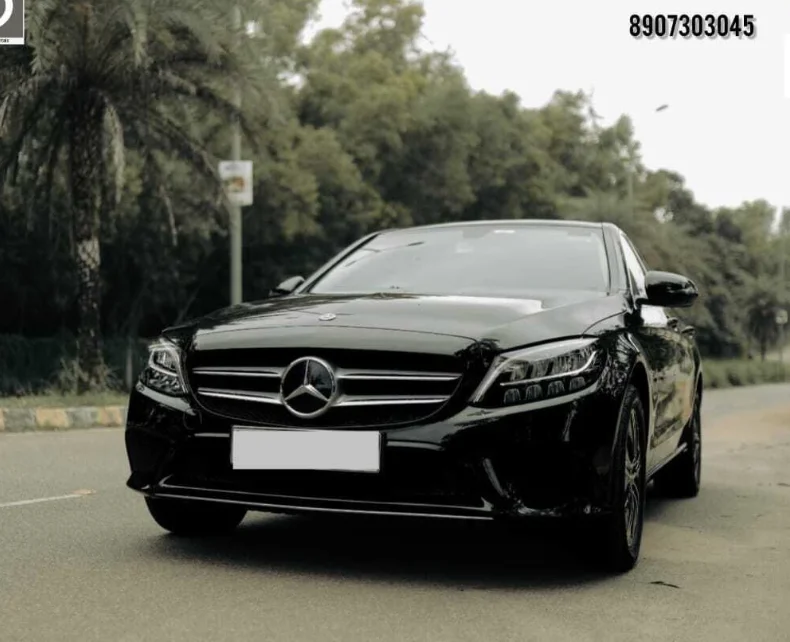 Whiteline Luxury Wedding Car – Pure Class on Wheels 🌟