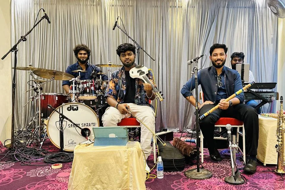 Live Band, Anchor & Entertainment Programmes for Weddings 