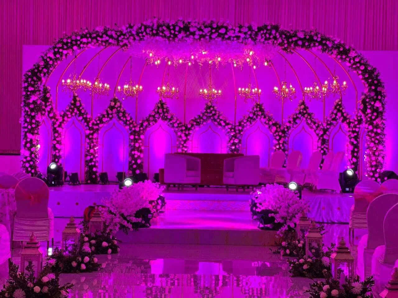 Carnival Convention Centre anchal