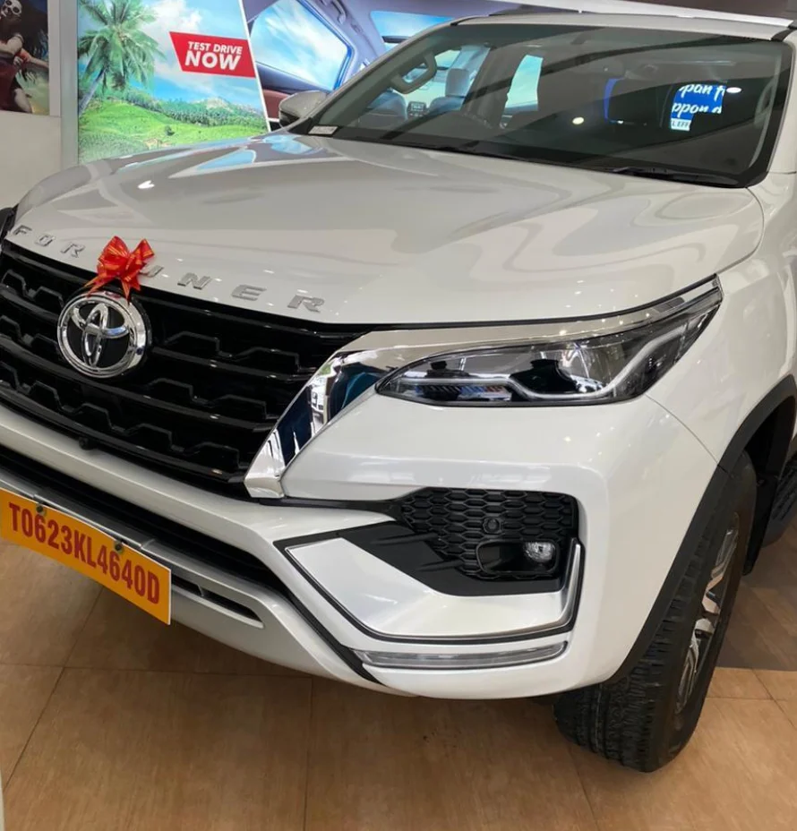 Sree Tours And Travels – Your Journey Begins Here 🚘