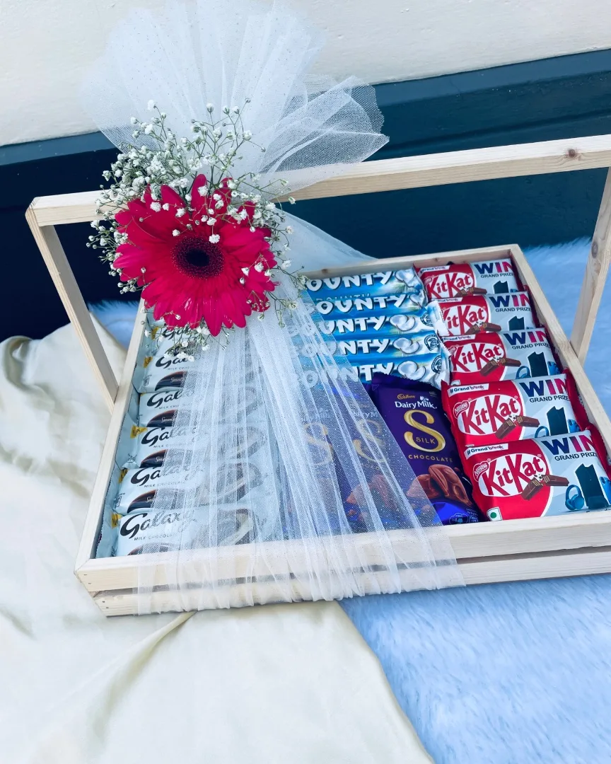 Chocolate hamper box
