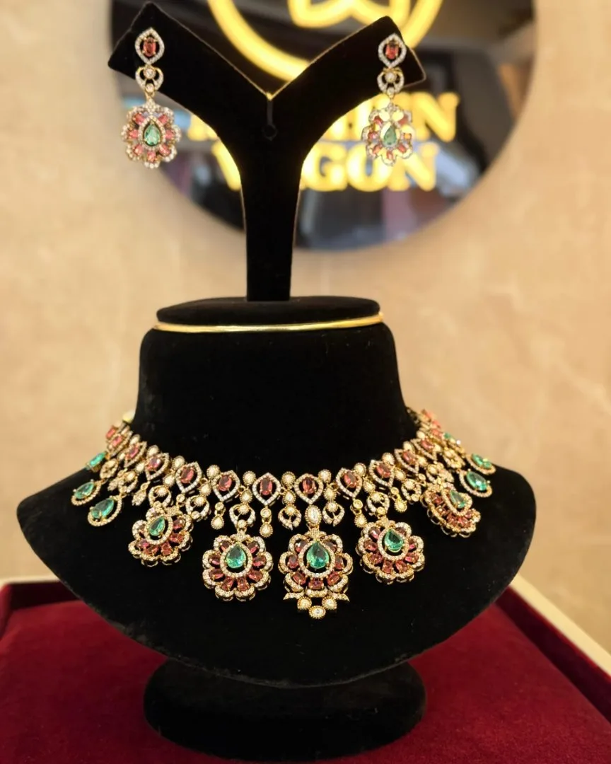 Floral Emerald Ruby Choker
