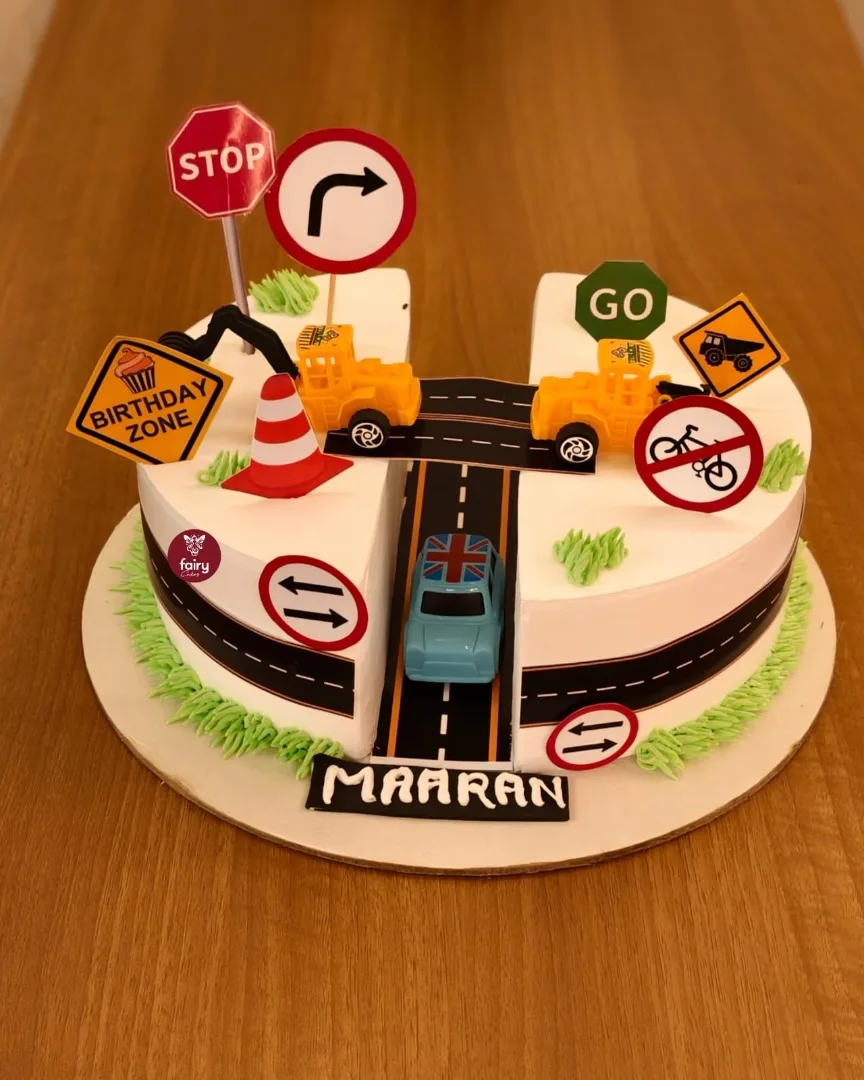 Car theme cakes