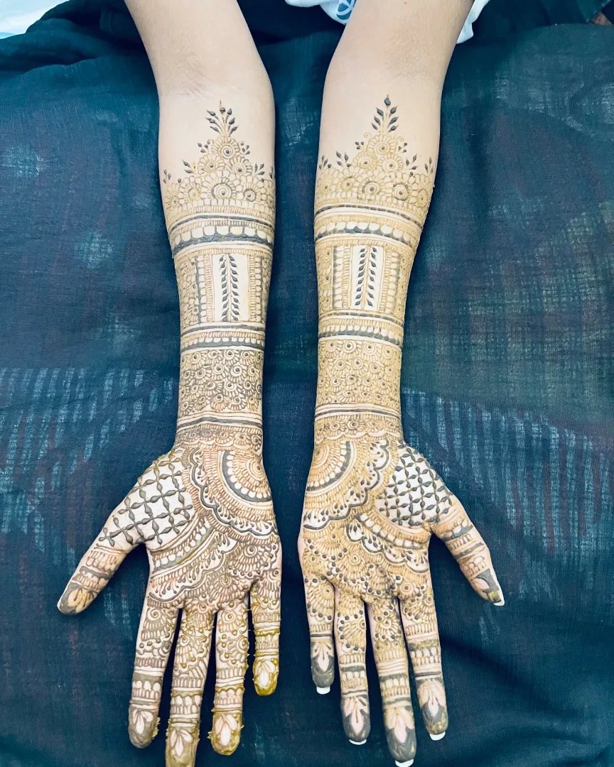 Bridal henna design