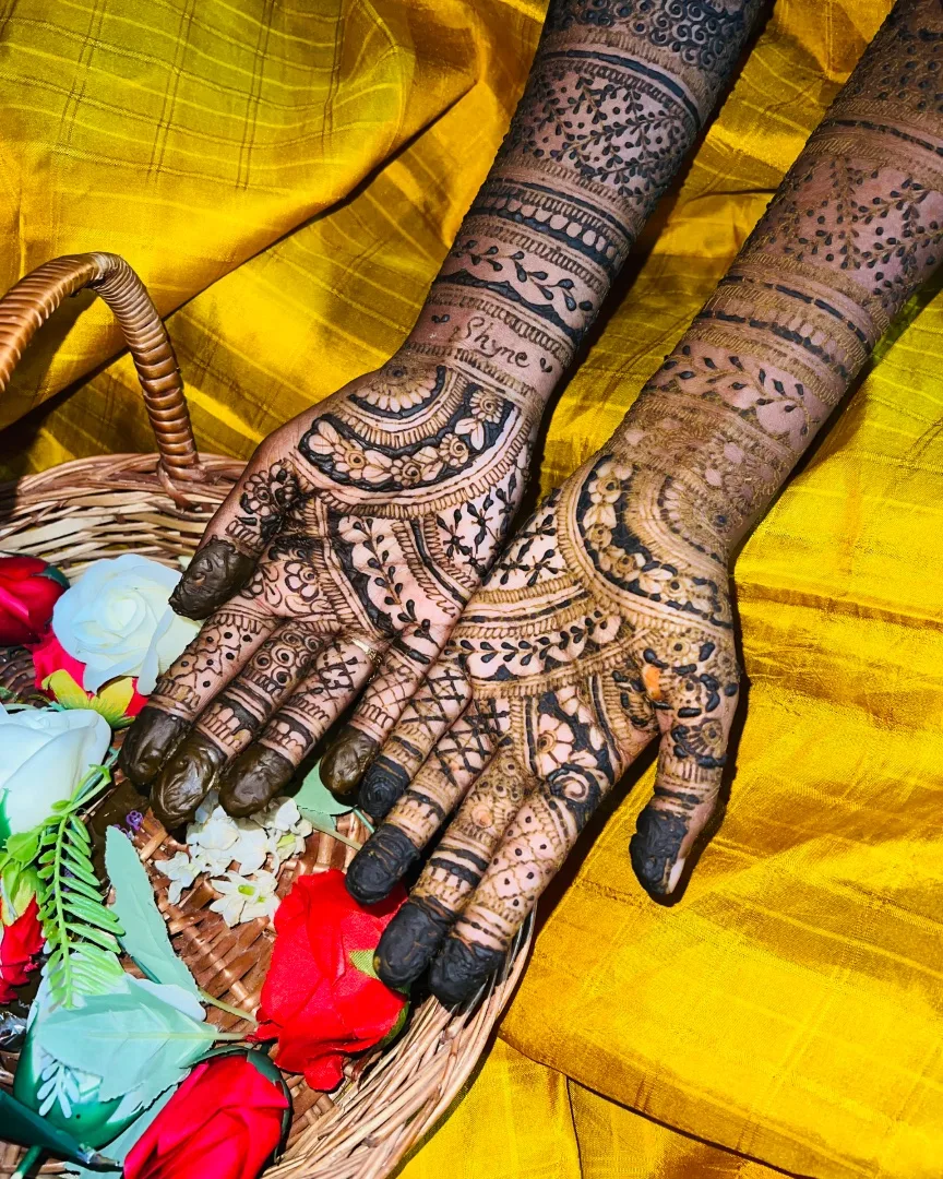 Bridal henna design