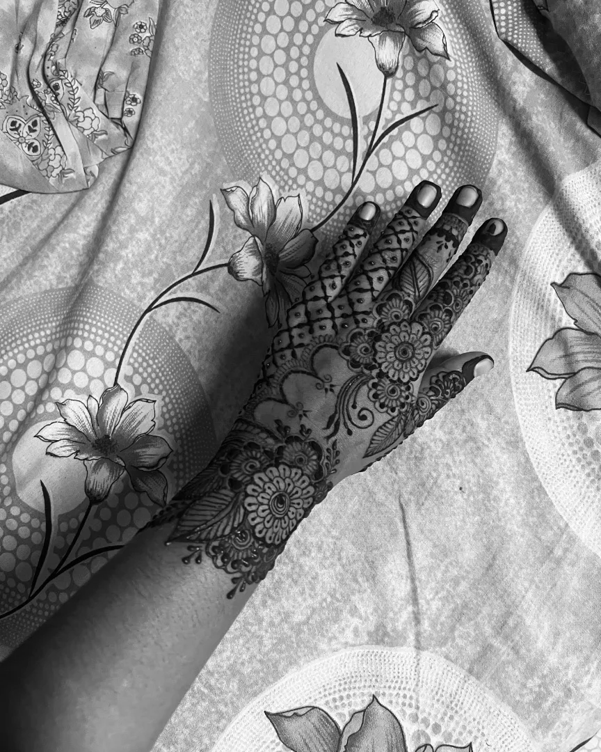 Henna design