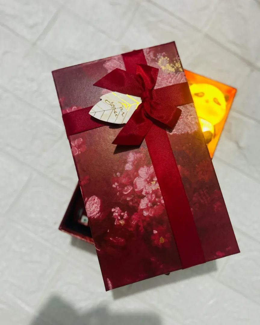 Gift box!!